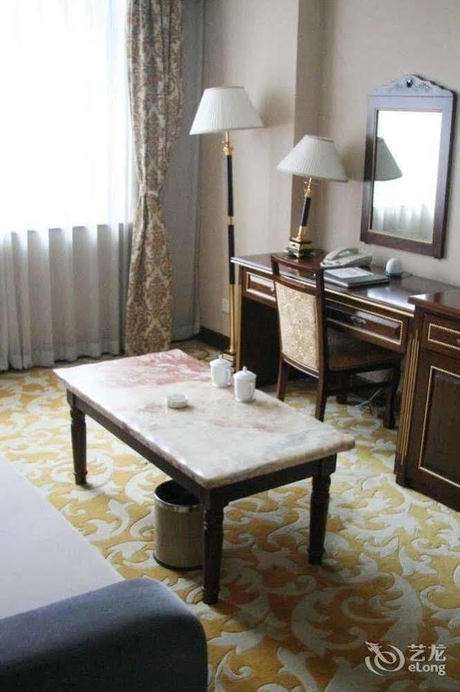 The Royal Palace Hotel Beijing Chaoyang  Exterior photo